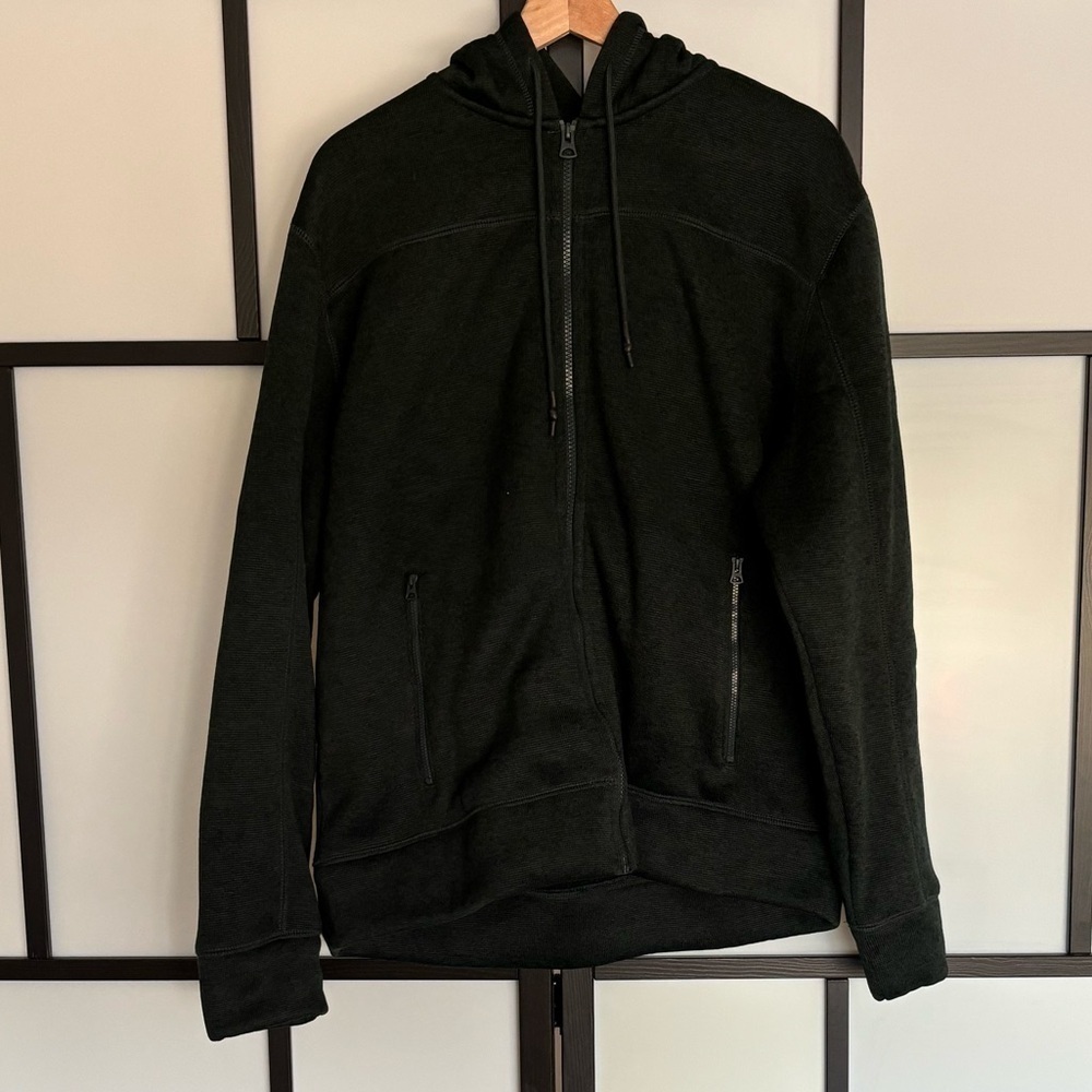 Lucky Brand men’s green zipper jacket. Large outdoors athletic sporty Athleisure